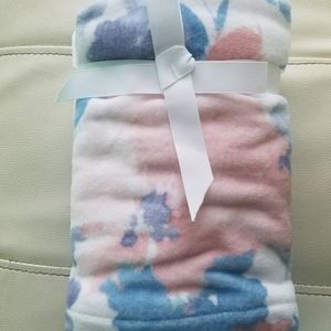 Nanette Lepore set of 2 decorative hand towels